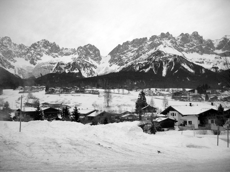 Photography by Dashovish for DesignCrowd (Community Contests) | Design #9101319