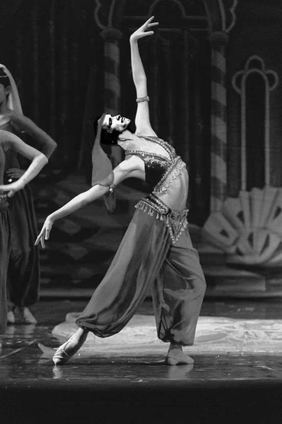 Photoshop Design by Groggie for DesignCrowd (Community Contests) | Design #9130017