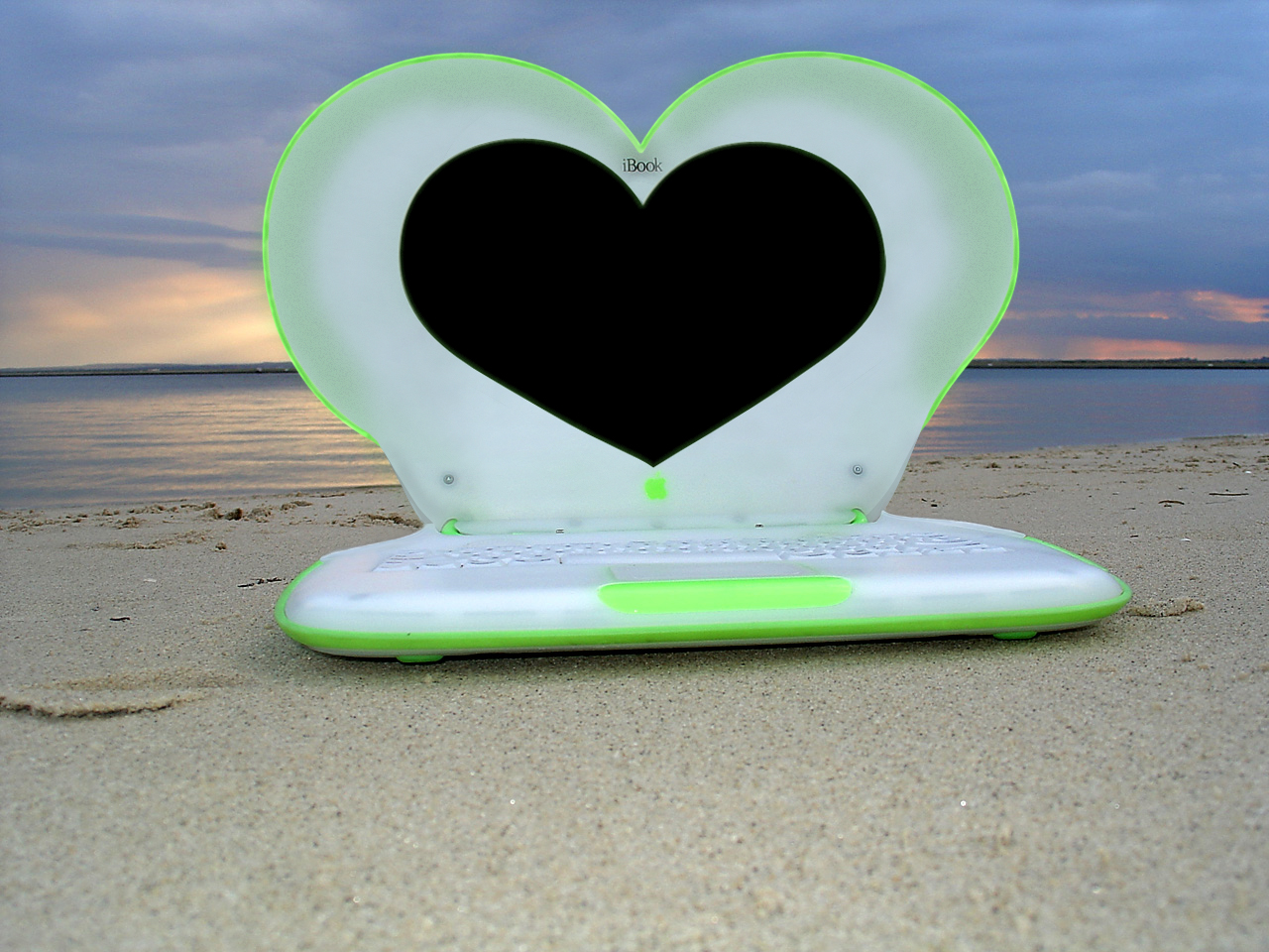 Photoshop Design by magneto for DesignCrowd (Community Contests) | Design #9129056