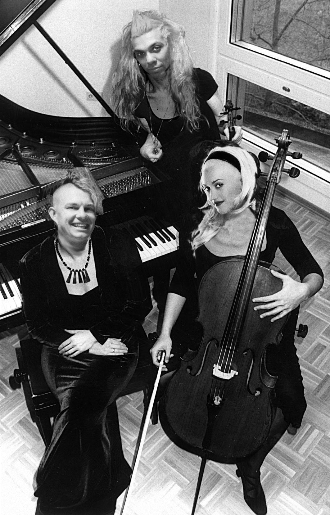 Photoshop Design by Floppglopple for DesignCrowd (Community Contests) | Design #9126572