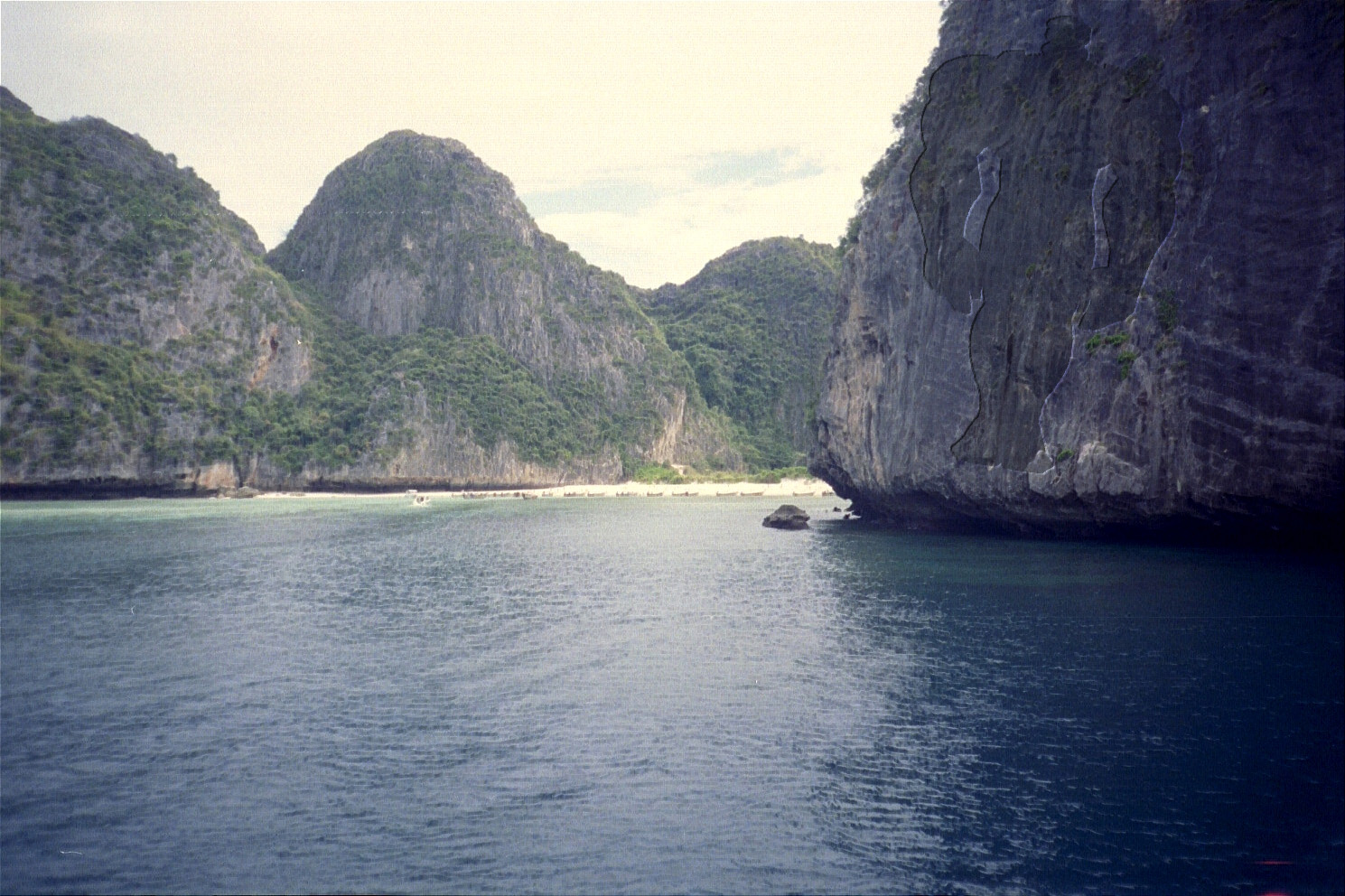 Design Photoshop par dork22 pour DesignCrowd (Community Contests) | Design #9112600