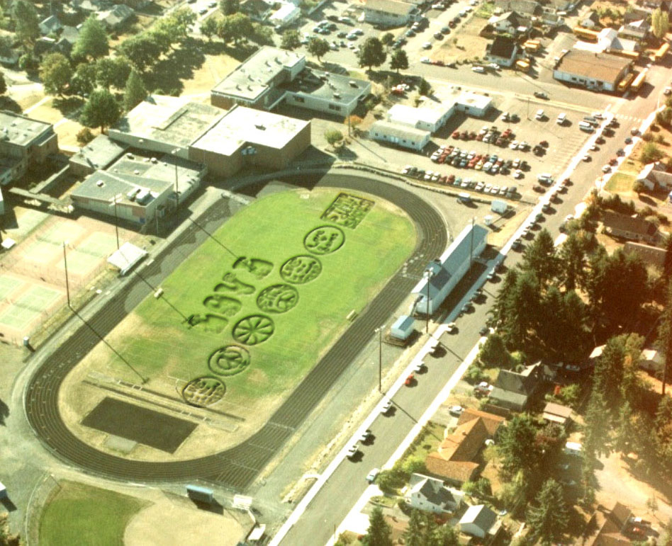 Photoshop Design by thehappytent for DesignCrowd (Community Contests) | Design #9112660