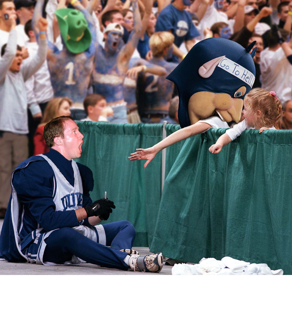 Photoshop-Design von hotweaselsoup für DesignCrowd (Community Contests) | Design #9109395