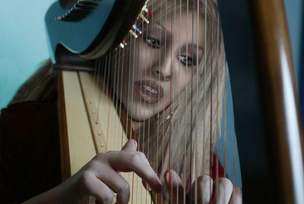 Photoshop-Design von hotweaselsoup für DesignCrowd (Community Contests) | Design #9108299