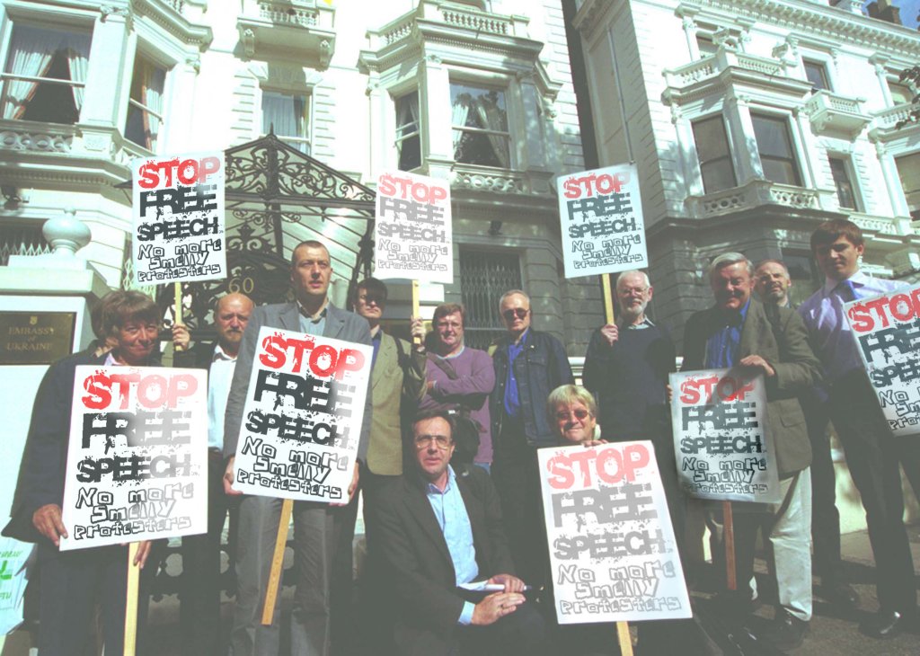 Design Photoshop par Stormdancer pour DesignCrowd (Community Contests) | Design #9093301